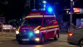 VIDEO Fetiță căzută de la etajul 11, în Capitală! Părinții erau plecați și au lăsat-o în grija bunicului